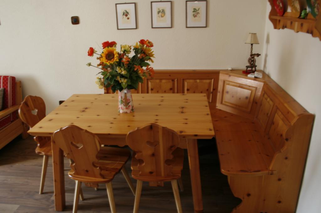 Casa Basilio Lägenhet Predazzo Rum bild