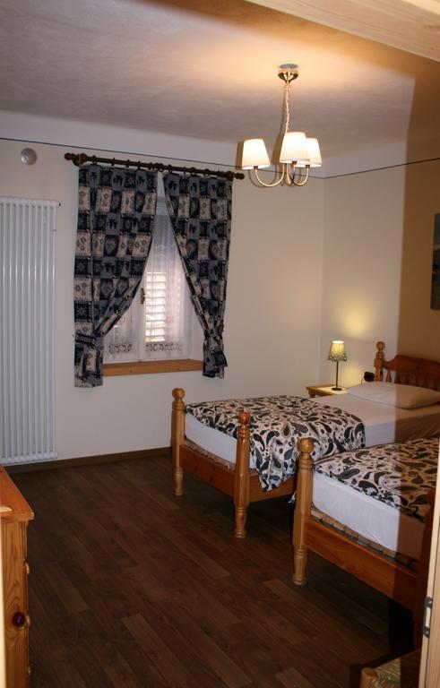 Casa Basilio Lägenhet Predazzo Exteriör bild